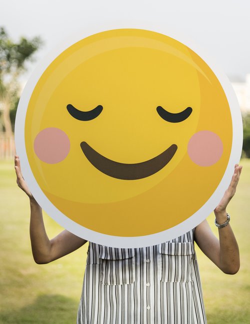 GracefullyTech's tweet photo. Remember a major part of grace in the digital age is how technology is used. In no small part, it’s on us, the users, to create the norms and standards that will enable us to live more gracefully in this always-connected world. https://t.co/TZ9nIn7b7N https://t.co/lj9lFzToOT