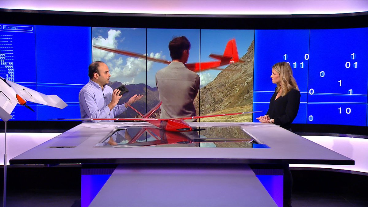 juliasieger's tweet image. This week on #tech24, we try 2 long-range mapping drones @Aeromapper and @DelairTech. Their applications are numerous: topography, agriculture, power and utilities - PLUS they can provide entreprises with greater business insights! SAT @ 2:10pm CET @France24_en @dkhadilkar00