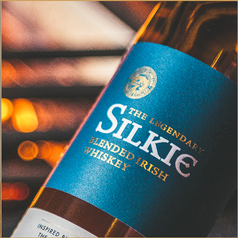 VDSUK's tweet photo. Start the weekend off with this Irish Whiskey Cocktail, @SilkieWhiskey seems to be the obvious choice.
https://t.co/dAMfqC7S0m
#fridayfeeling #cocktails #irishwhiskey https://t.co/iwIax3jjXu