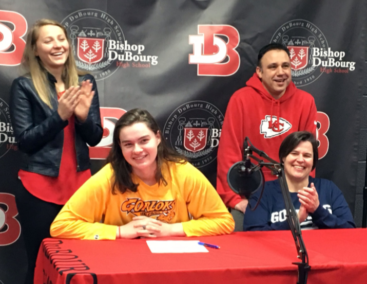 DB_Volleyball's tweet image. Congratulations to Mary '19 on signing her letter of intent to play volleyball for @websteru Mary is a 3 sport athlete, playing on the Varsity Volleyball team all 4 years. This year Mary was named to the 2nd All District Team! @GorlokSports #DBPride @FearTheCavalier