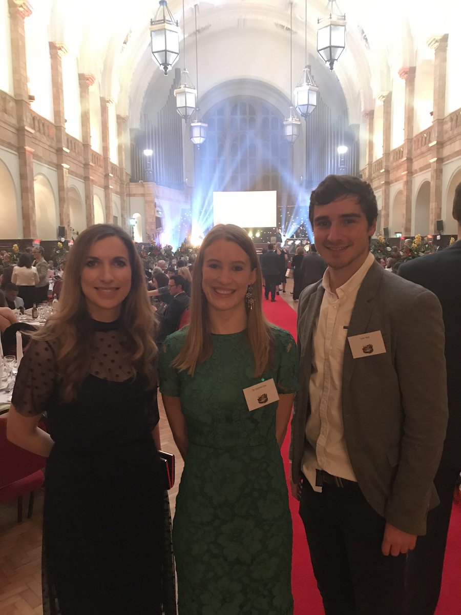 sophieccox's tweet photo. Honoured to be a guest at the @unibirmingham #BUAFTAs2019 celebrating all our amazing professional services teams. How awesome does the Great Hall look?! https://t.co/mPgtajaw3B