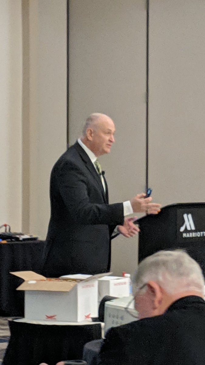 GLFOP's tweet photo. National FOP Secretary @PYoes instructing the attendees in the duties of Secretary. #FOPLeadership https://t.co/2J2hqGwxG3