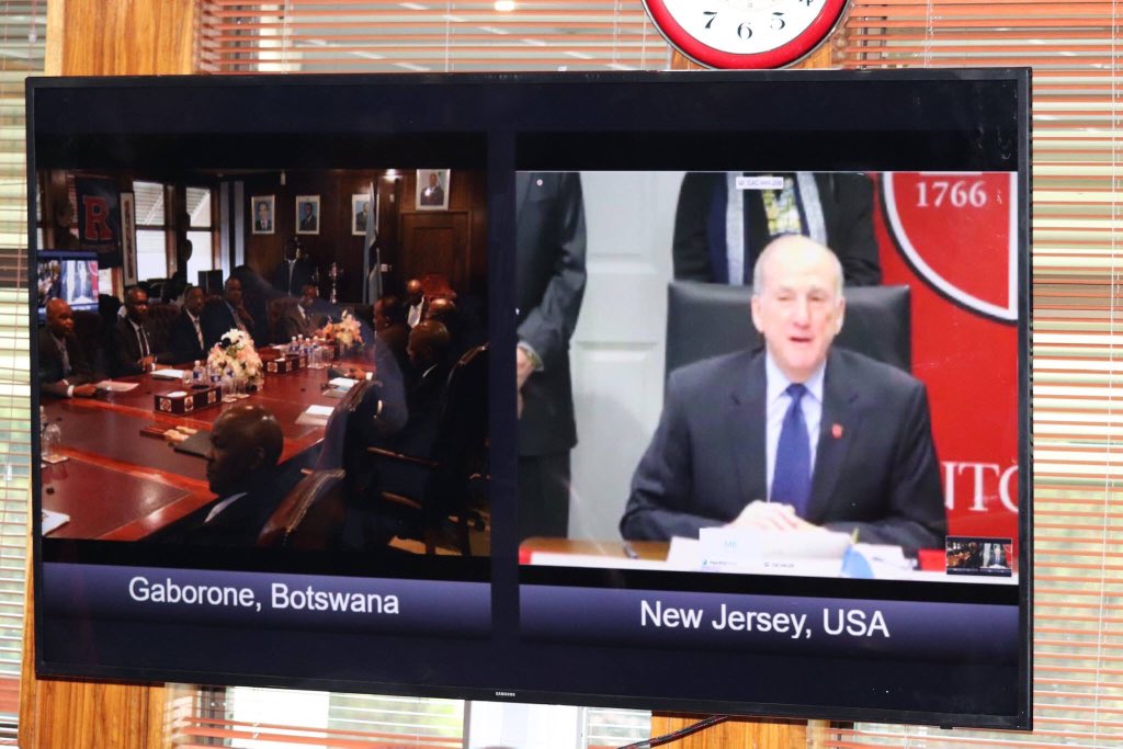 OfficialMasisi's tweet image. This afternoon, I witnessed the signing of Memorandum of Understanding (MoU) for collaboration on economic development between our @BWGovernment &amp;amp; @RutgersU, in the State University of New Jersey based in the 🇺🇸United States of America, through a Video Conference.