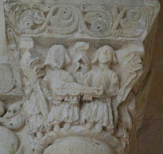cylromanica's tweet photo. Una muestra de los bellos capiteles del pórtico de la Basílica de la Virgen de la Peña #Sepulveda #Segovia #Castillayleon :
- Músicos sosteniendo un organistrum
- Soldado luchando contra bestai
- San Martín y el mendigo
- Sansón desquijarando al león
#patrimonio #romanico #arte https://t.co/EE3CyhY2FH