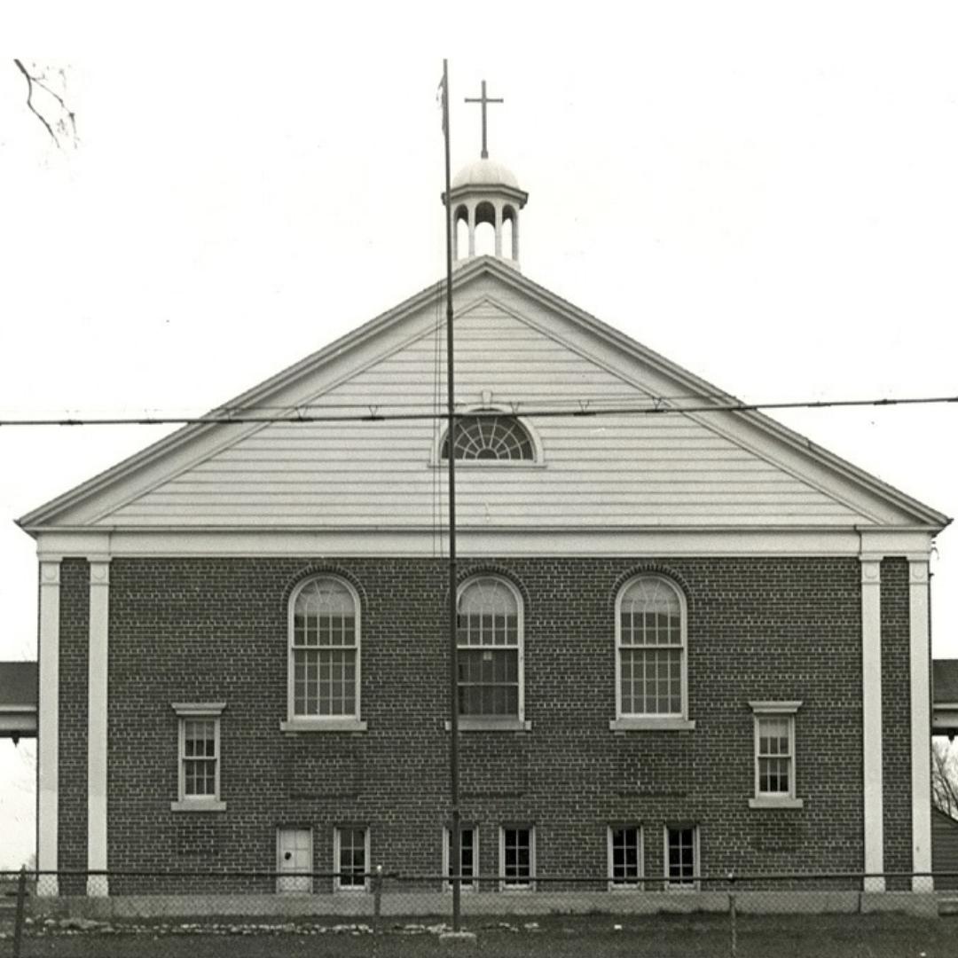 CoalitionMUS's tweet image. Did you know the Coalition building was built in the late 1920s by the founder of Laura Secord Chocolates? It was originally a school house! #HistoryOfCoalition 🍫📚