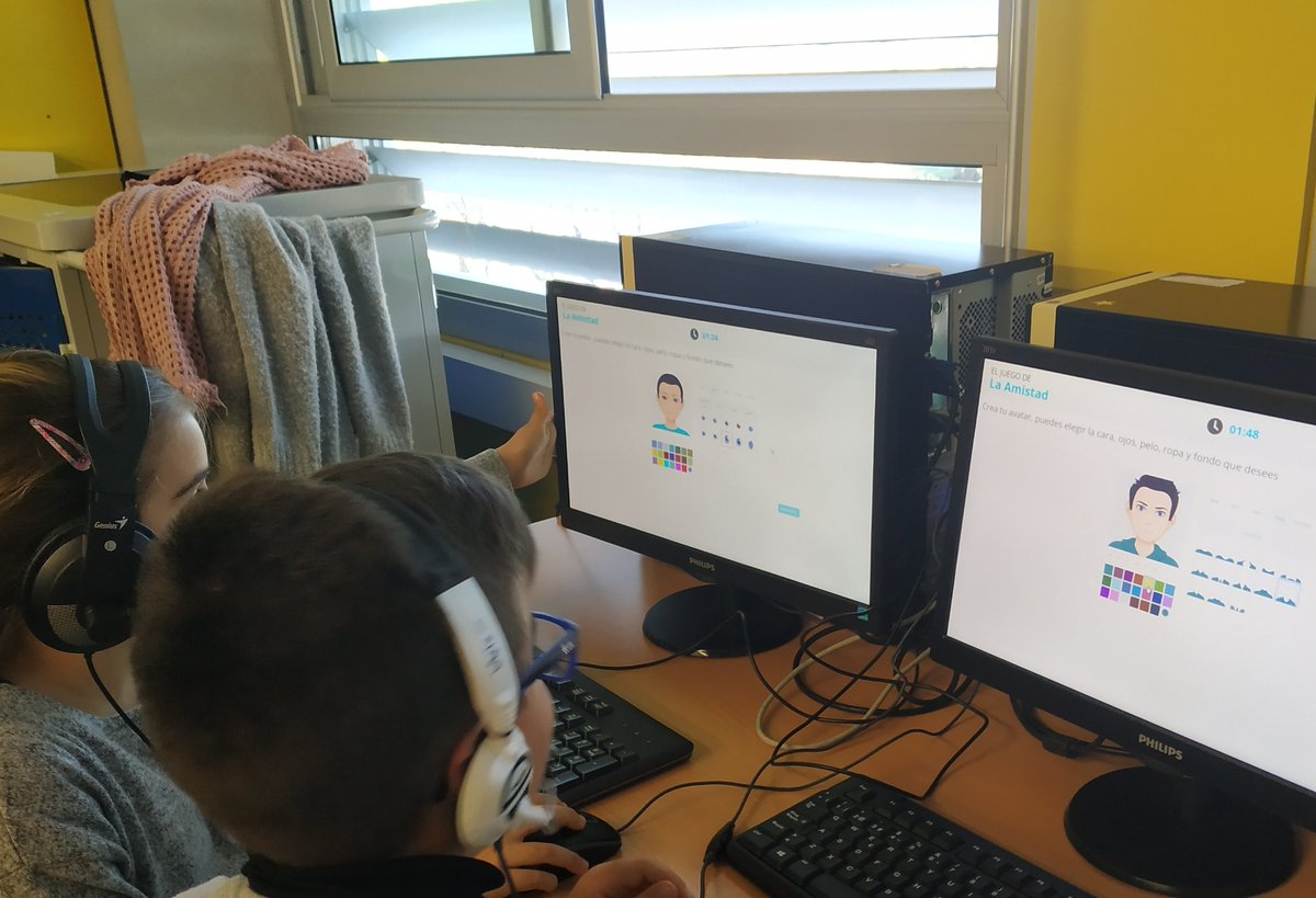 Avui la intel·ligència artificial ha arribat a la classe de #5e de la mà d' <a href="/IBM_ES/">IBM España</a> i <a href="/WatsomApp/">WatsomApp</a> #nousprojectes #nouscamins #inteligenciaartificial #culturadigita #fempinya