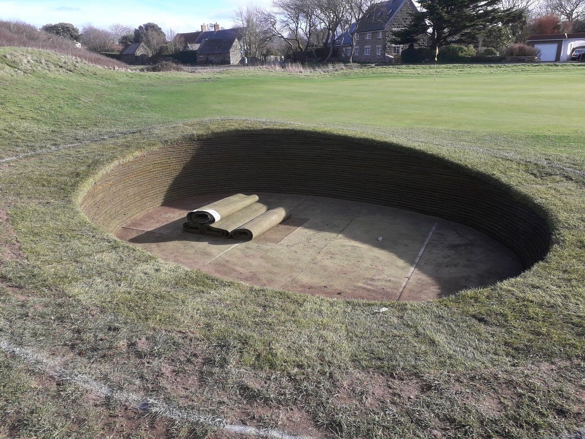 By #RoyalAppointment Marcus Hamon and his team at Royal Guernsey setting the standard for bunker revetting in the Channel Islands #builditonce #betterbunkerdesign