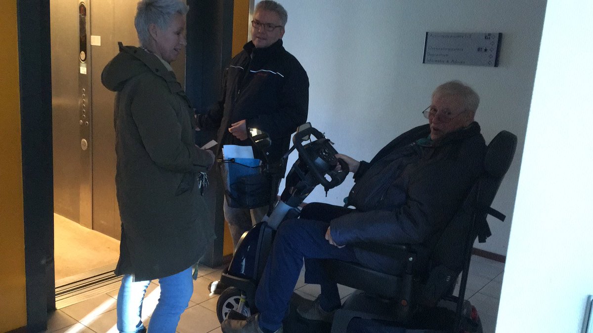 VersaTukkie's tweet photo. #LangerZelfstandigWonen  5bijeenkomsten ca 260 geïnteresseerde inwoners  &amp;Turkse mantelzorgers [postcode1223]  #BrandweerGooiVecht    #GemeenteHsum  #WMO  #MEE #Hilverzorg  #Inovum   #Sherpa #Politie  #TOOShuisje   #scootmobielles @KarinWalters     #CoalitieErbij  #SociaalwerkNL https://t.co/M2durqBS1B