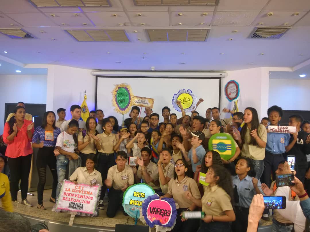 mineducacion_ve's tweet photo. - @SalaCarabobo participa en el Congreso Nacional de la Juventud Patriótica Estudiantil. 📜 (+Leer) ➡️ https://t.co/E59yLtKXRO 

@NicolasMaduro @psuvaristobulo https://t.co/ido4v0BhiG