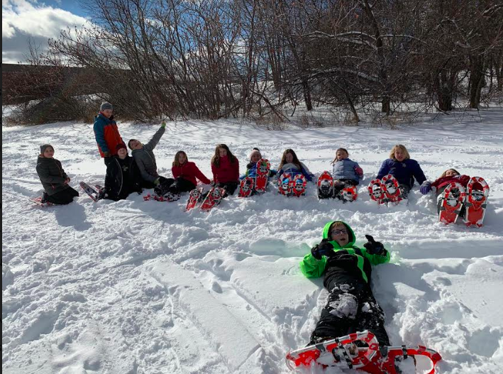 rsu_26's tweet photo. Mrs. Estes class snowshoeing during P.E.yesterday to help pack down sledding paths for todays’s annual Asa Sledding Party!  Shout Out to Mr. Martin’s class who also helped. It's going to be an #ASAmazing Day! @nickyb_one #edchatme @WinterKids #PEchat https://t.co/dCprRHqT2r