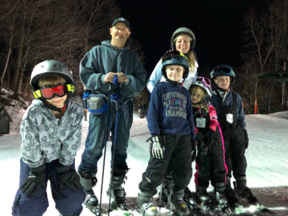 Learn2SkiBoard's tweet photo. Kudos to Kerry Abraham for her winning photo in the #firstdayfaces photo contest. She won a gift voucher from @Liftopia. Jan. was @Learn2SkiBoard Month. Time to get back out on the slopes. #learntoski #learntosnowboard https://t.co/lnPQ0dteQx