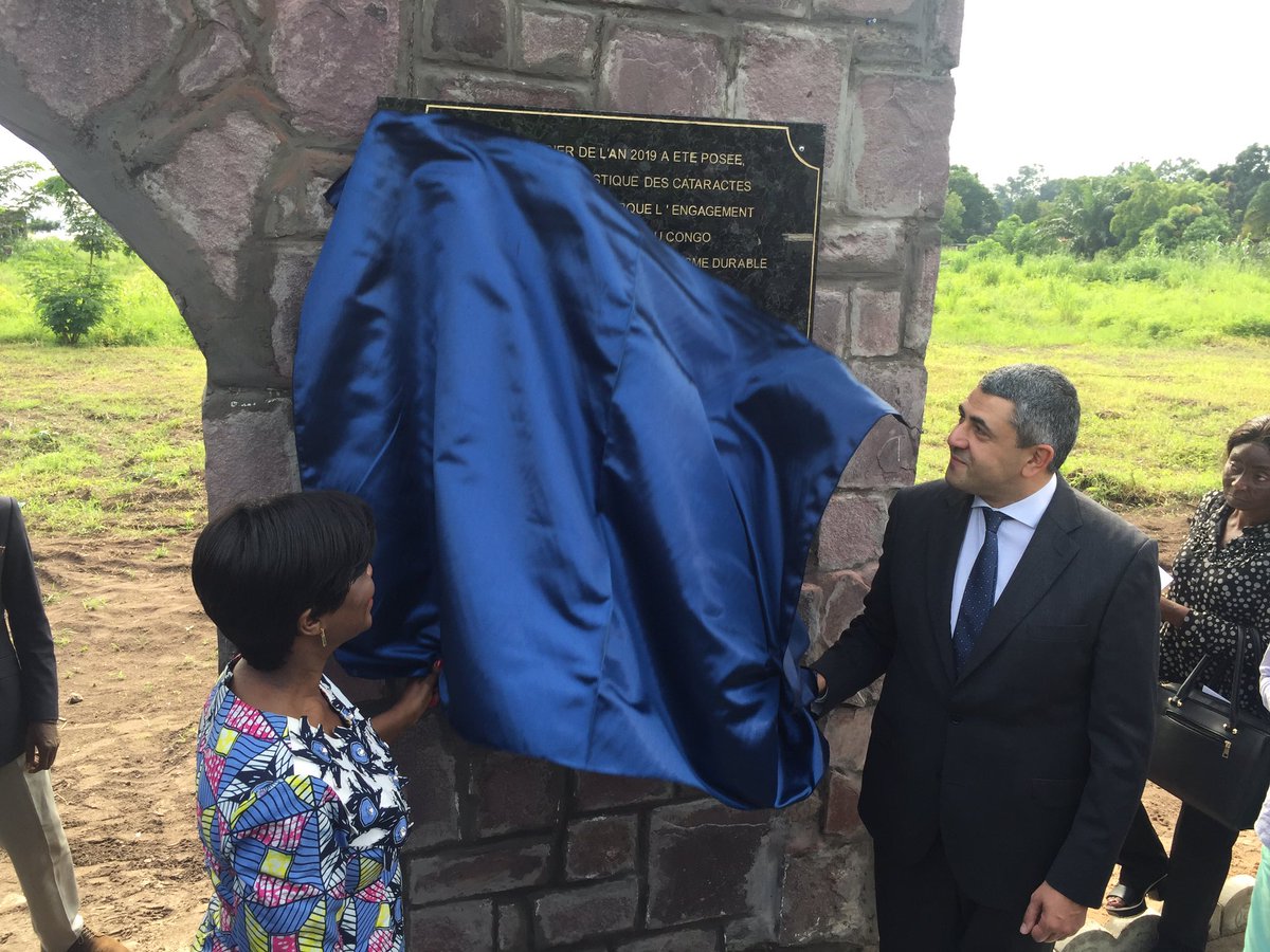 EnvDDBC_GouvCg's tweet photo. Pose de la plaque commémorative de la 1ere édition de la #CATDR sur le site des cataractes de Brazzaville ce 15 février 2019. (2/3)
@ASoudanNonault @pololikashvili @UNWTO https://t.co/Llo2cdVbqr
