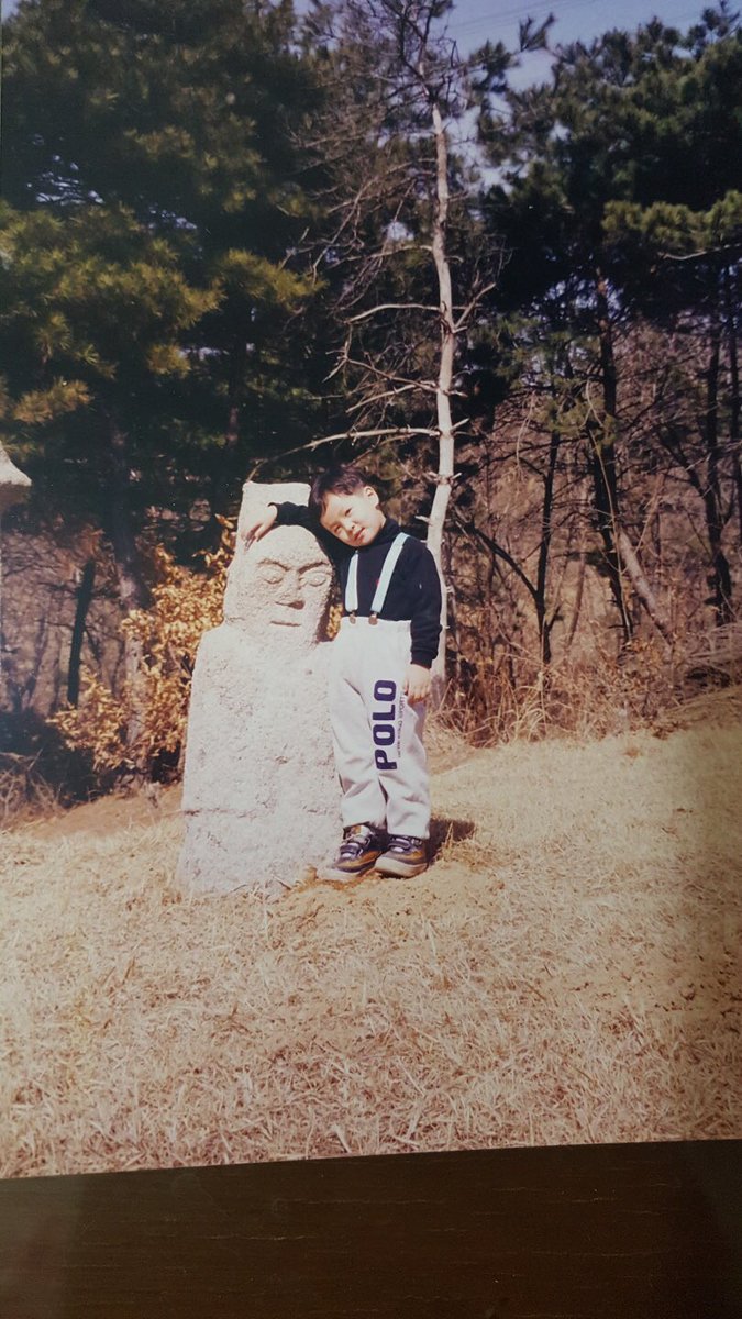 KDH_official's tweet photo. [#김동한] 저 4살때래요! 잘자여~.~😀 https://t.co/9raUsL4Z7F