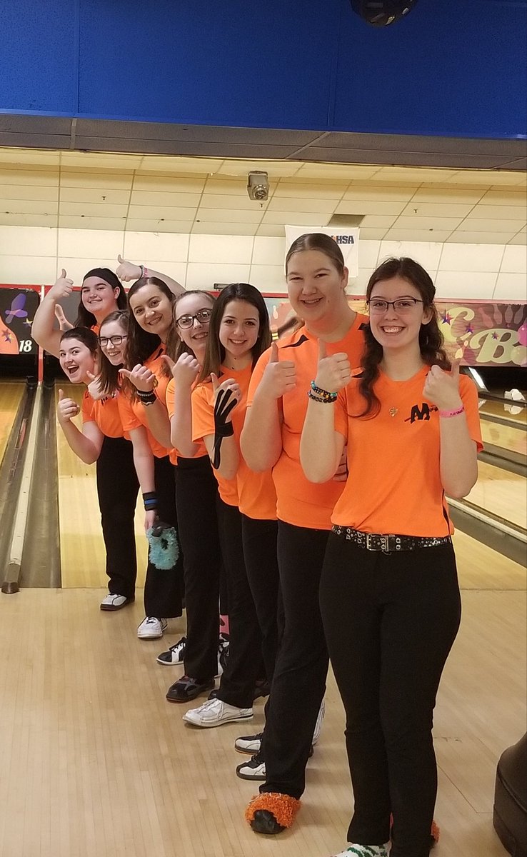 MrRez9's tweet photo. We love to rock.
We love to roll.
But most of all,
We love to bowl!
#stateweekend
#CommitToTheIndian
#befearless https://t.co/o1dTf3vAFm