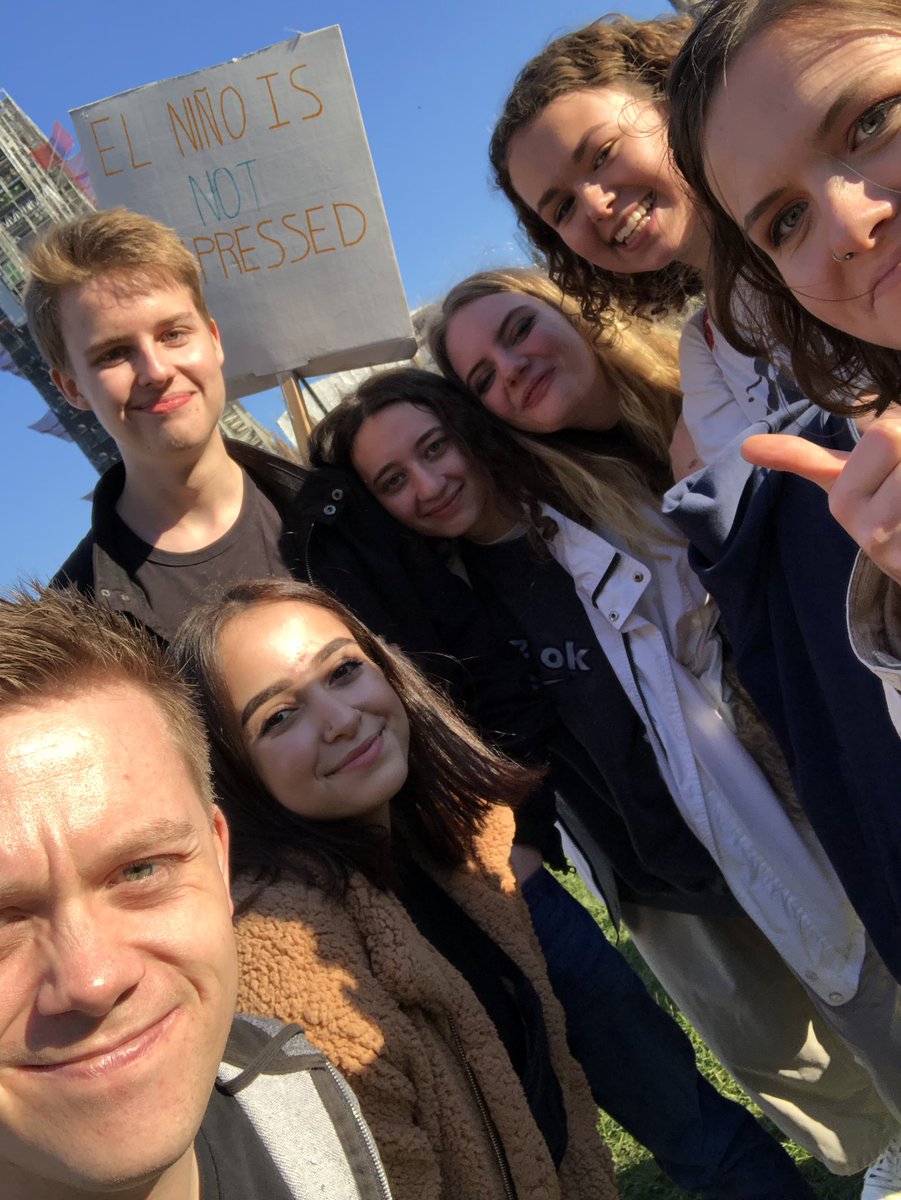 owenjonesjourno's tweet photo. The #ClimateStrike is absolutely incredible: young people have shut down the roads around Parliament, in the proud tradition of direct action - and they are determined to bring down this whole rotten system ✊🏻👏🏻 https://t.co/GVUhdBw3xq
