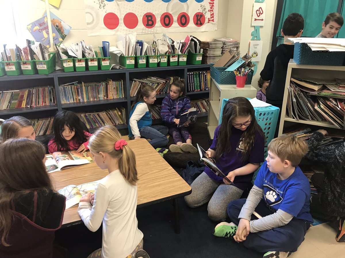 Buddy reading with Mrs.Graves’ 2nd graders.