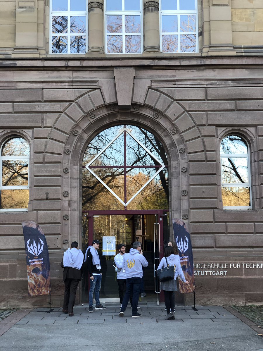 Gleich geht es los mit dem Blockchain-Hackathon.de in Stuttgart. Live auch über Facebook. #hackBC19