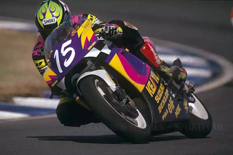 osamufujita3 Suzuki RGV250 XR94 💥💥💥💥 #luckystrikesuzuki