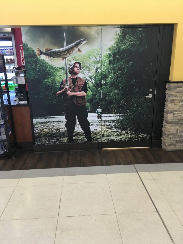 This is a picture from Hancock international airport in Syracuse, NY. I'll just leave this right here...
#fishing #theoutdoordude #youtuber #bassfishing #NYfishing #tightlines #fishinglife #peelindrag