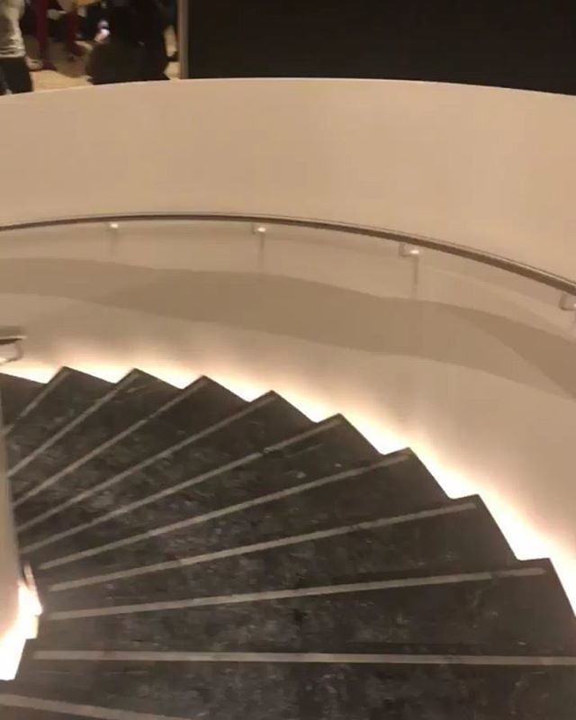 Sounds of #FAIMontreal 
@folk_alliance bit.ly/2BNsuXJ