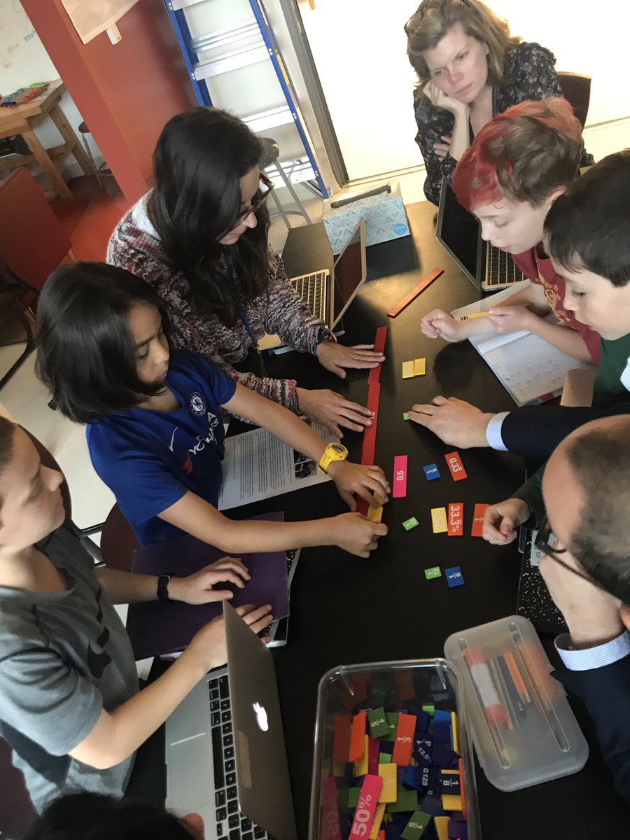 mwilkinson3's tweet image. #Math5 #FamilyVisitingDay exploring fractions.