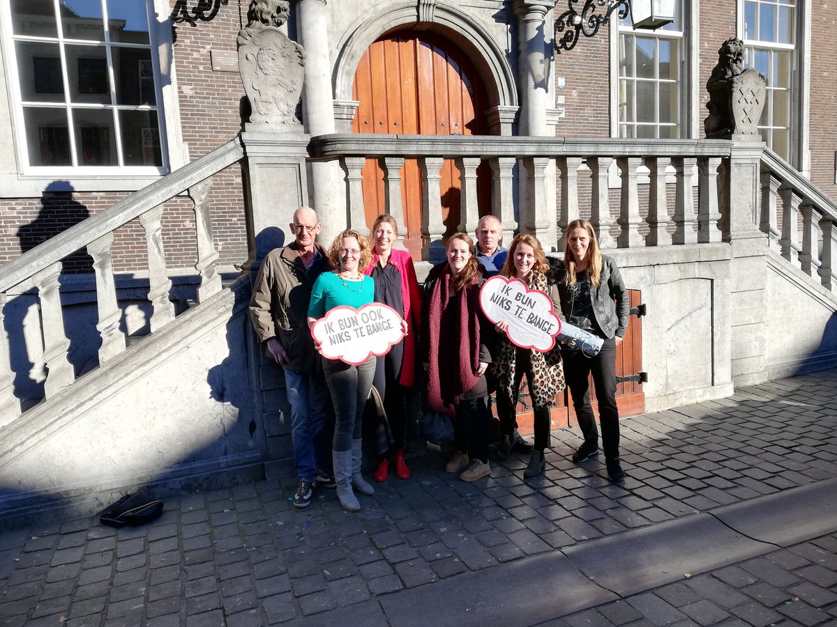 HeetenBegroot's tweet photo. Ha Suzanne en Anne Jelle, dank voor jullie uitleg en enthousiasme. Met een hoofd vol ideeën en gedachten om op door te broeden weer richting Salland.
Inspiratiedagje geslaagd!
#heetenbegroot #bredabegroot https://t.co/4IYZiZUmTI