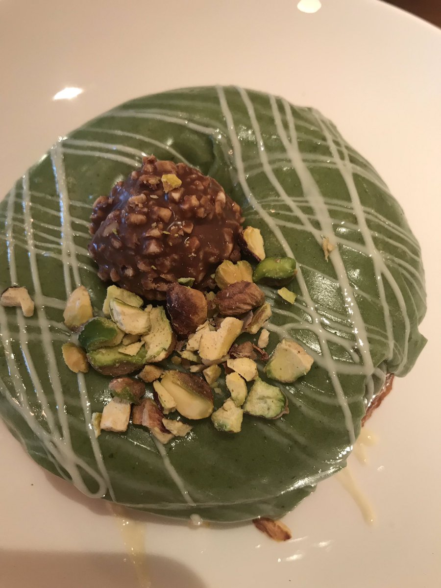 What a great dessert with #FerreroxFrancesco. #civella glazed with pistachio served warm, just like we used to have it as children in #italy, moorish, delicious @francescocook #ferrerofoodservice