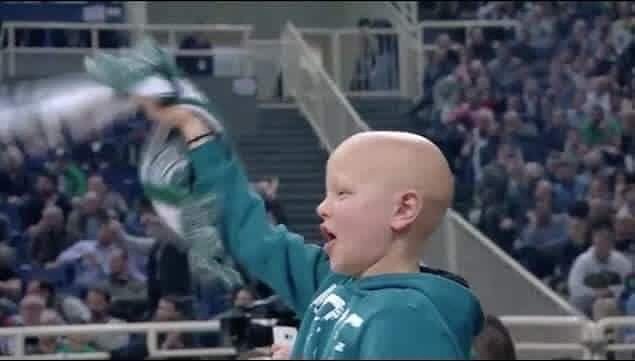 Prasinofrouros3's tweet image. Σεβασμός στους μικρούς ήρωες.Μακάρι να ήταν απλά ένα ζώδιο.
#CancerDay #cancercannot