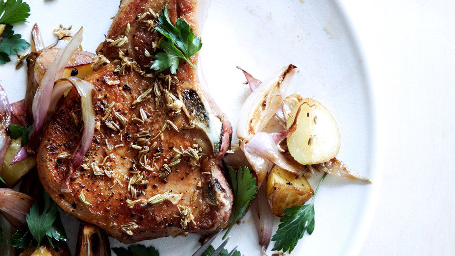 Fennel Pork Chops
Click ---> pos.li/2b6cr3 for the recipe.