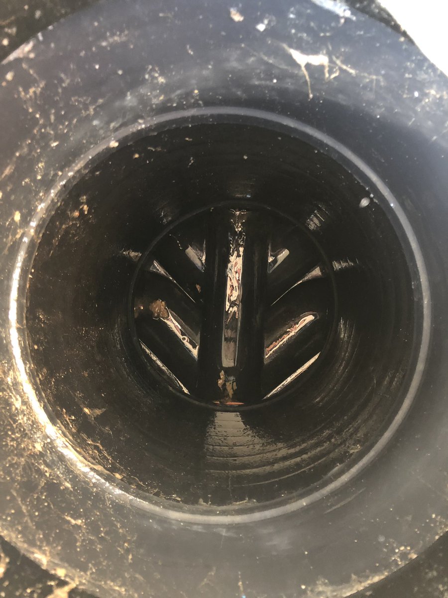MTDrains's tweet photo. Customer had been recommended to give us a call us as he had blocked drain at his newly built property.
#blockeddrain #blockage #drainclearing #drainspecialist #hydrojetting #rioned #water #drainage #drainlife #lovemyjob  #domestic #busybusy #dover #mtdrains https://t.co/DaLo5AS8r5