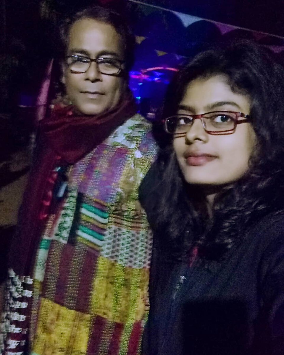 papiapal23's tweet photo. বীর সৈনিকদের প্রতি আমাদের প্রণতি 🙏🙏💐💐💐🕯🕯🕯🕯 উপস্থিত দেবশঙ্কর হালদার সহ আরও অনেকে, কবিতা উৎসব, শান্তিনিকেতন|
(সেই মুহূর্তের সরাসরি ফেসবুক লাইভ টি দেখে নিন "কলমে সুর" এর ফেসবুক পেজে)
#kolomesur
#papiapal23
#debshankarhaldar
#kobitautsav
#poetryfestival
#santiniketan https://t.co/zK5IhKXlfR