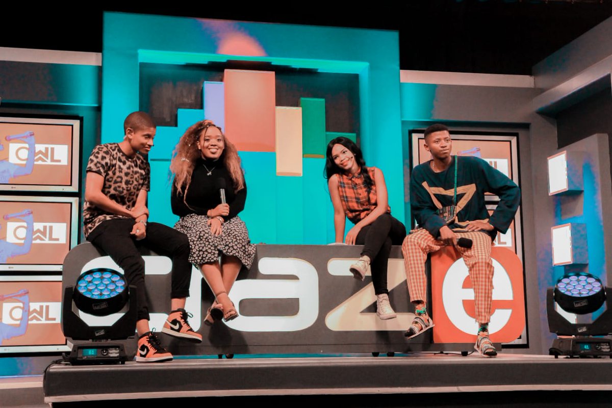 ayandadaweti_'s tweet photo. Enkosi @Craze_TV, And Thank You Ekhaya For Tuning In ✌🏾. 
#TuckshopBafanaz #IndabaKamzala #StellaEp #AfricanMusic #CrazeWorldLive #StruGodNzoyenzaLento https://t.co/1n1AXDVU0R