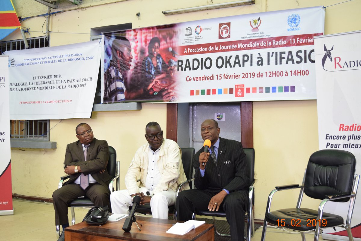 UNESCOKinshasa's tweet photo. La célébration de la #JournéeMondialedelaRadio-#13fev se poursuit:la @radiookapi à travers #Okapiservice a produit une émission à l’#IFASIC ce 15fev 2019 à l'attention des étudiants sur le rôle de la radio dans la promotion de la culture de la paix par le dialogue & la tolérance https://t.co/wylpOsdKiD
