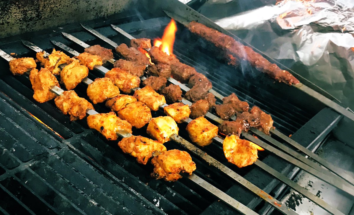 thechewshack's tweet photo. #kababs are onboard!! We will be at #MFAH 11-2pm today #houstonfoodtrucks #houstontx #houstonfood #houstonhalal #halaleats #halal #houstonfoodies #mediterranean #foodgram #thechewshack https://t.co/mekjW2h1yZ