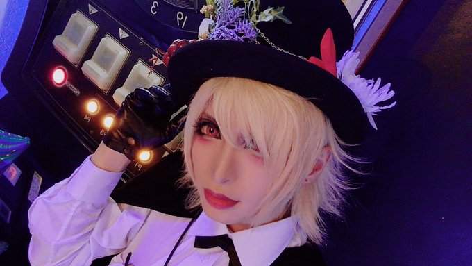 紳士並びに淑女諸君 ごきげんよう🎩✨ いかがお過ごしかな？🕯 https://t.co/OKAUPmn5kp
