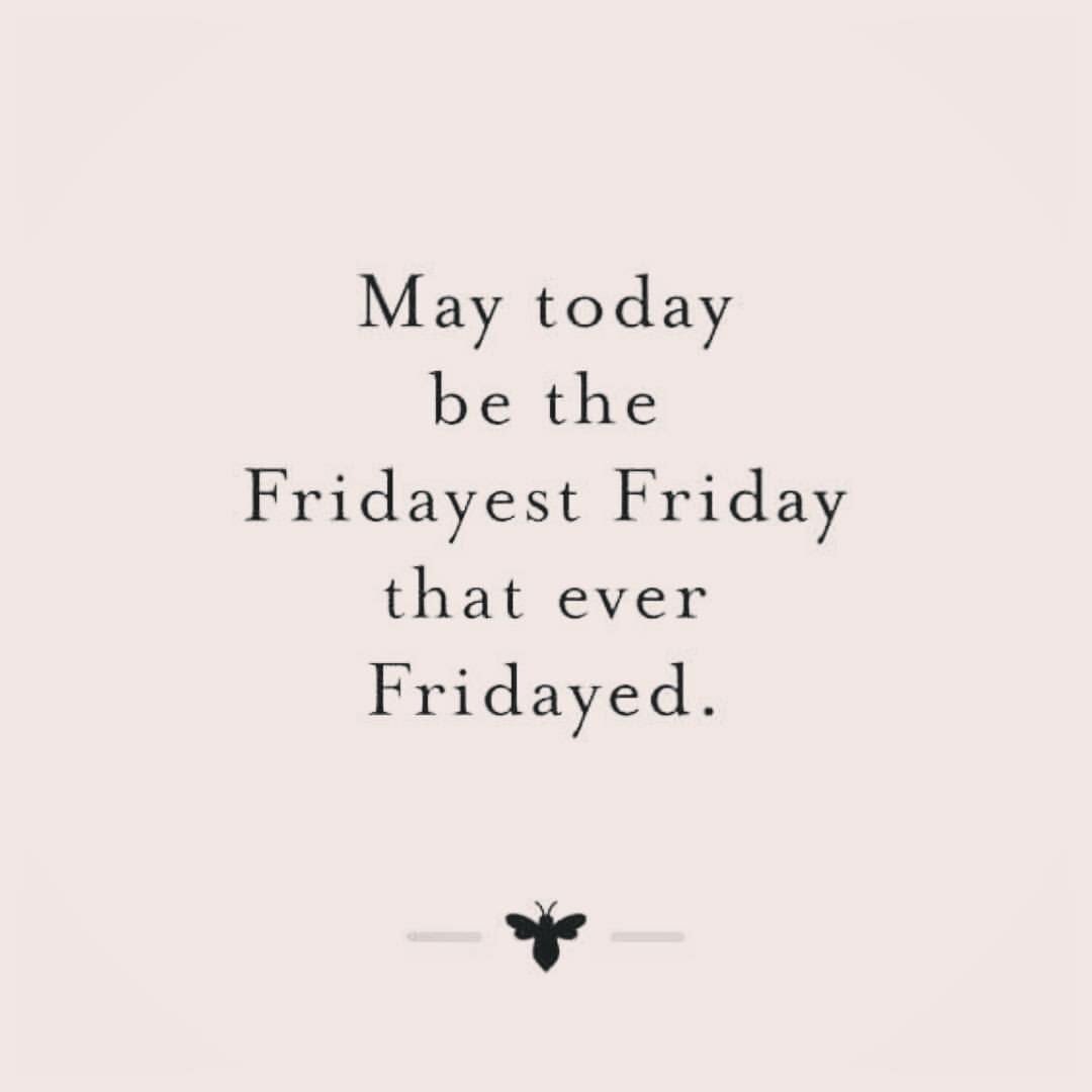 It's FRIDAY and we've definitely got that Friday feeling! Have a great weekend! 🙌🏼#Friday #FridayFeeling #FridayThoughts #WeekendWanderlust 🛫#weekendvibes