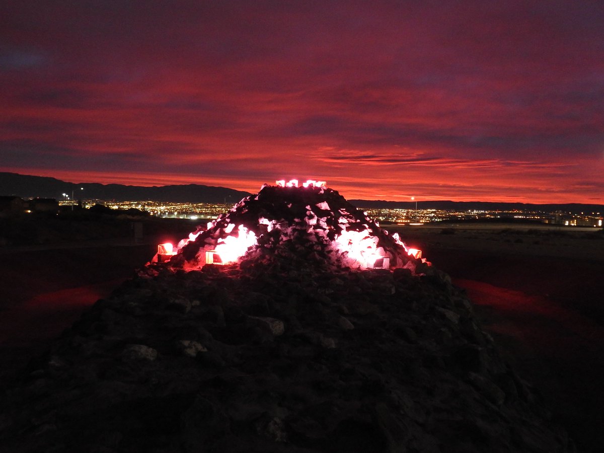 ABQFloodControl's tweet photo. #AMAFCA #FacilityFridays We hope that you had a chance to see the West I-40 volcano light up pink and red for Valentines Day. If you missed it here are some awesome photos! Be sure to watch the video on KRQE talking about it also. https://t.co/no4G9BSBiH