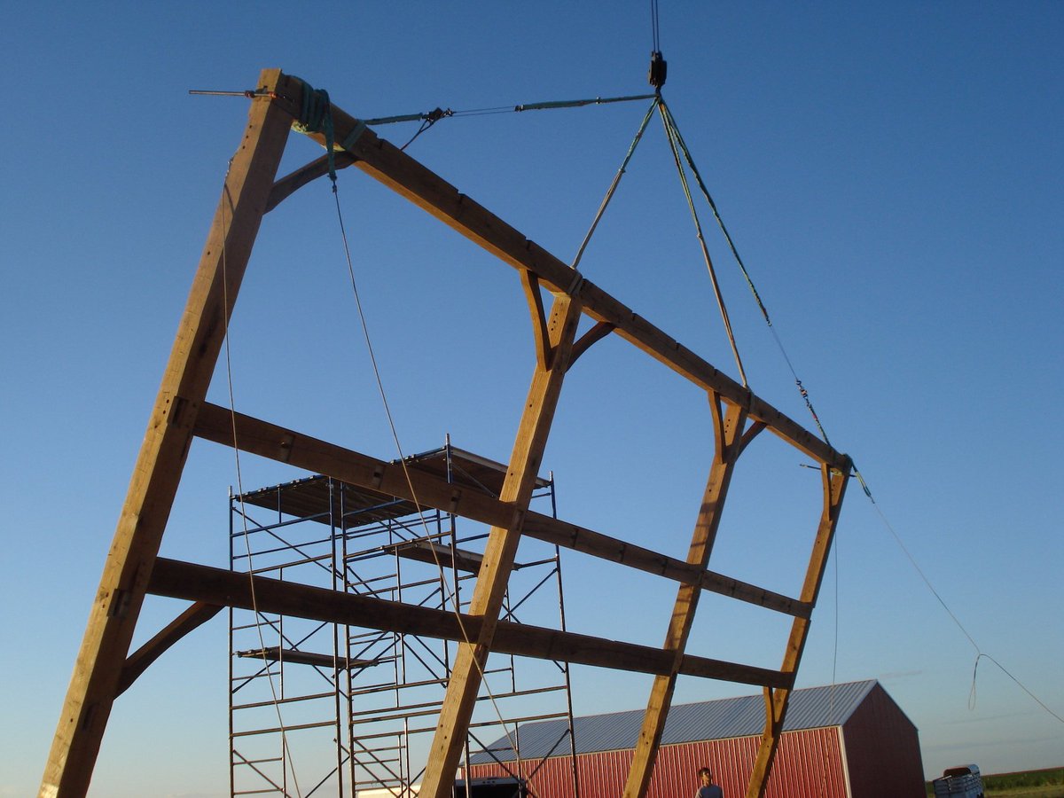 Happy Frame Photo Friday, everyone! Have a great weekend!

#texastimberframes #timberframe #buildwithwood #framephotofriday #texashillcountry #txhillcountry #goals #designdecor #design #decor #luxe