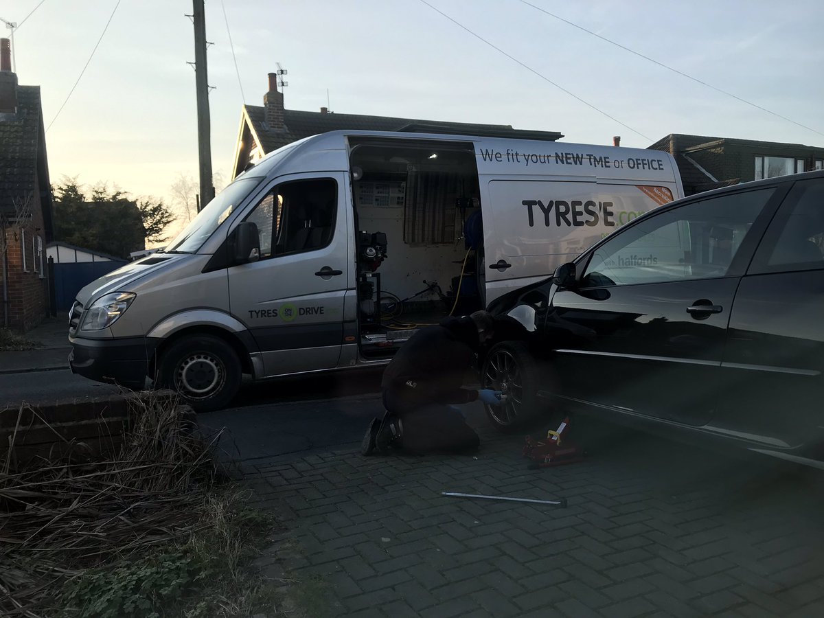 SamForrest3's tweet image. #BeatsTheGarage