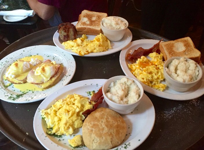 cafesoule720's tweet image. Fabulous Weekends start with Brunch at Maison Soule #onetimeinNOLA #foodie #NOLA