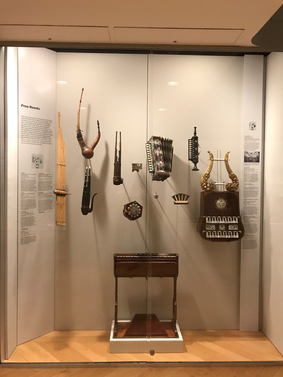 metmuseum's tweet photo. The works in the gallery date from 200 B.C.E. to the present day. #MetMusic https://t.co/Jft9fQc2V5