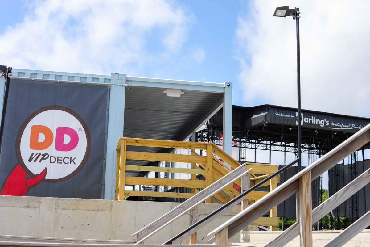wfconcerts's tweet photo. Our VIP Dunkin' Deck seems to be in everyone's top picks for favorite additions to Darling's Waterfront Pavilion!
It must be because of the munchkins? ๐คทโโ๏ธ๐ฉ
See all our other favorite additions here: https://t.co/CzJP273mYd #10YearsOfWFC https://t.co/uaarz2n5m0