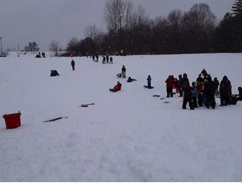 rsu_26's tweet photo. It's an #ASAmazing day at the Annual Asa Adams Sledding Day! Each grade gets 30+ minutes to make as many runs as they can on the hill beside the school. It's a fun hill, folks. 
Look out below!!!!!!
#edchatme @WinterKids #mesports https://t.co/7lsm8me4HS