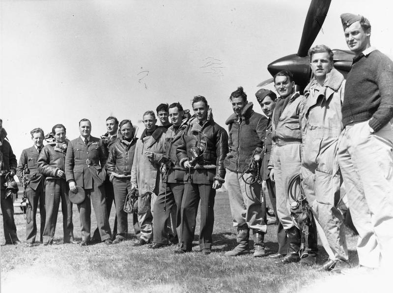 badersbusco's tweet photo. #pattle #RAF100 Pattle with 41 plus victories was the top RAF WW2 fighter ace. Killed 1941. Never found. Ace of Aces ECR Baker (Book) https://t.co/MQkeG3A1jM