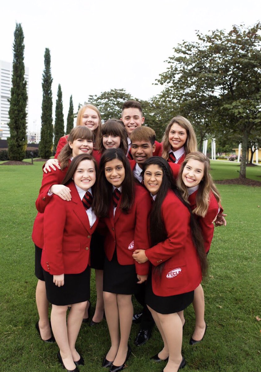 FCCLAVPpr's tweet photo. Nothing beats attending NLC and seeing thousands of FCCLA members #UniteinRed while celebrating this incredible organization. Celebrate the last day of FCCLA Week by wearing red & showing your FCCLA spirit! #FCCLAUnites #FCCLAWeek https://t.co/myzmjMexp2