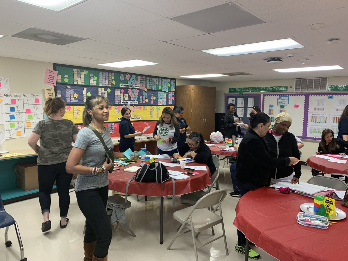 anitaperezABC's tweet photo. PK teachers talking about how to use data for small group instruction and workstations. #TeamLeza #FebruaryDSD @Numbersense_902 https://t.co/ZP8aLFE7Xo