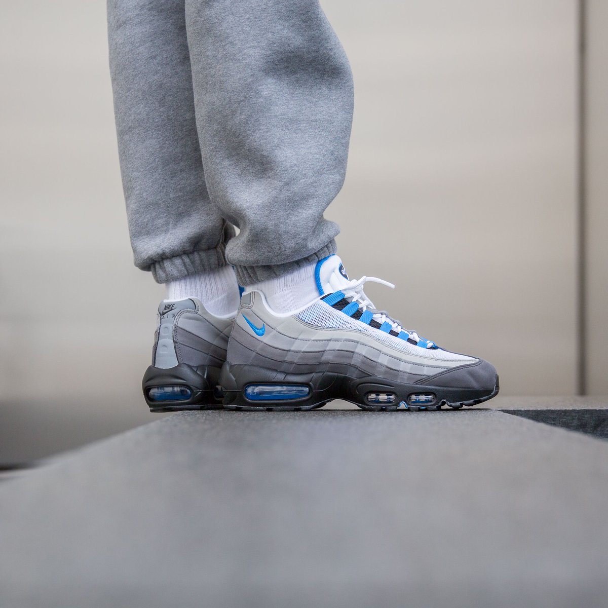 crystal blue air max 95