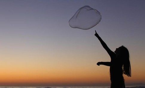 These four characteristics show you're emotionally intelligent https://wef.ch/2Ejua9u #emotions