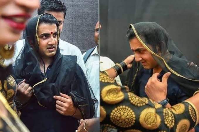 Tabi_talks's tweet photo. @GautamGambhir is this u ????
And u r talking about War against #Pakistan
#Third_Gender 😭😭😭🎂 https://t.co/pq2pBZQKFk