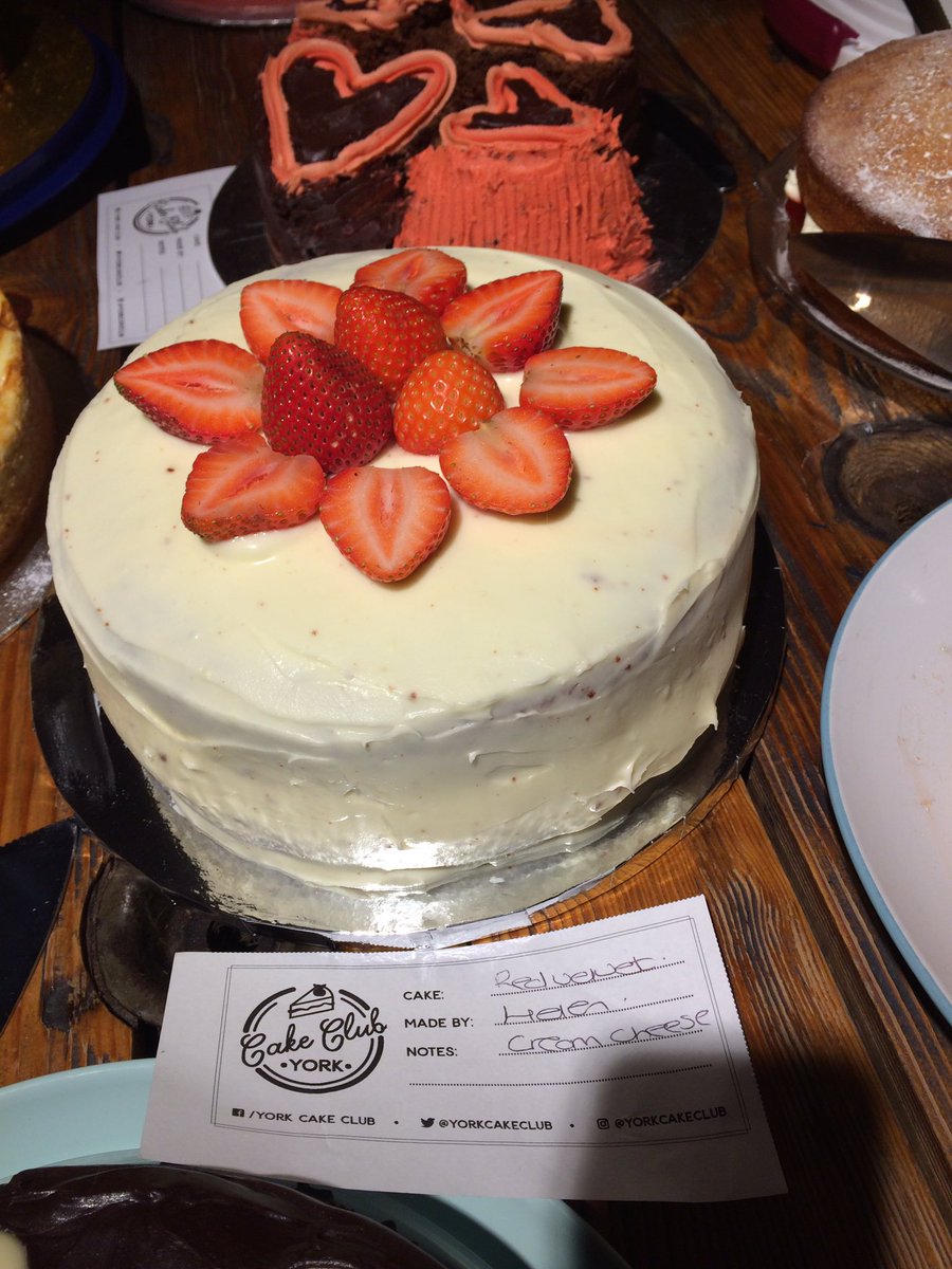 yorkcakeclub's tweet photo. More pics from our ‘Red-day or Not’ Feb event #micklegatesocial #cakeclub #cake #York #Valentines #PalentinesDay #GalentinesDay https://t.co/1E35RV2AMK
